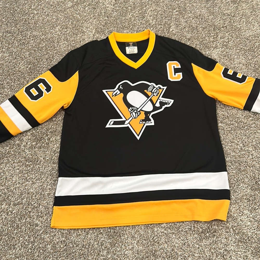 Pittsburgh penguins hockey jersey